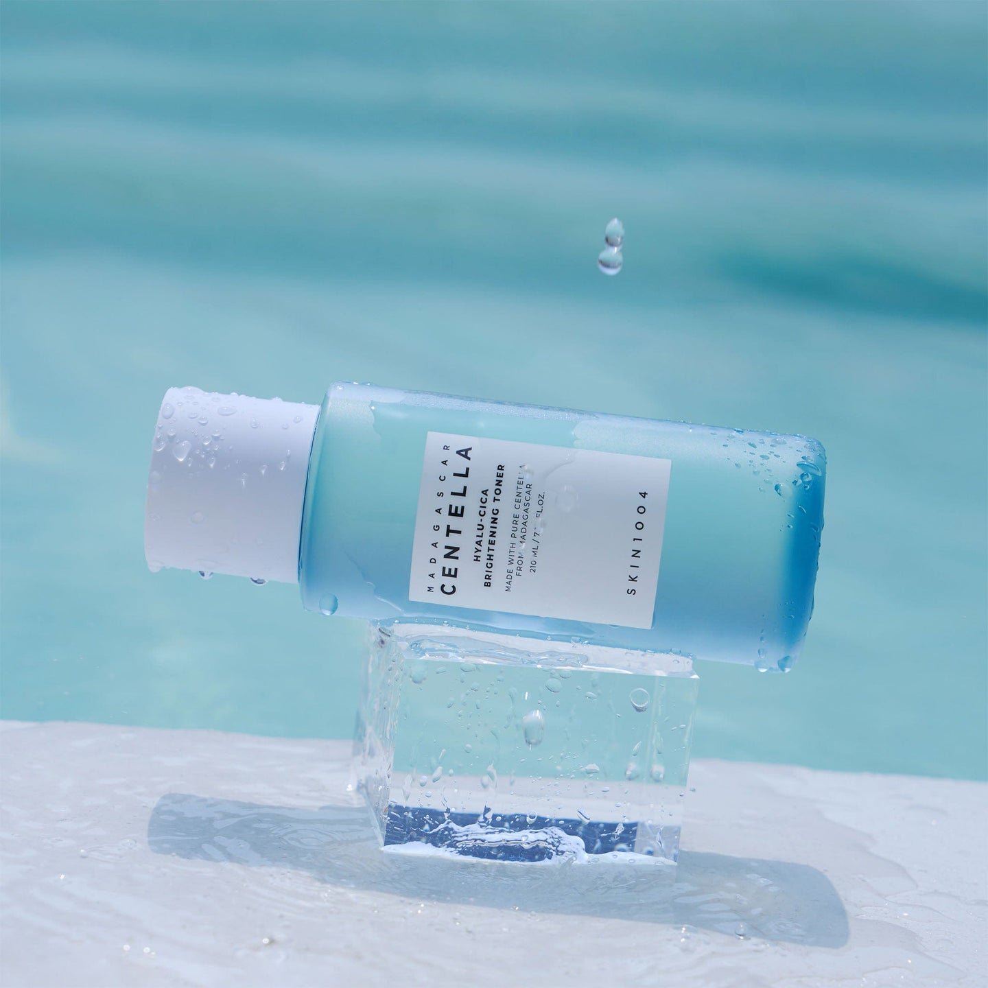 SKIN1004 - Madagascar Centella Hyalu-Cica Brightening Toner - 210ml